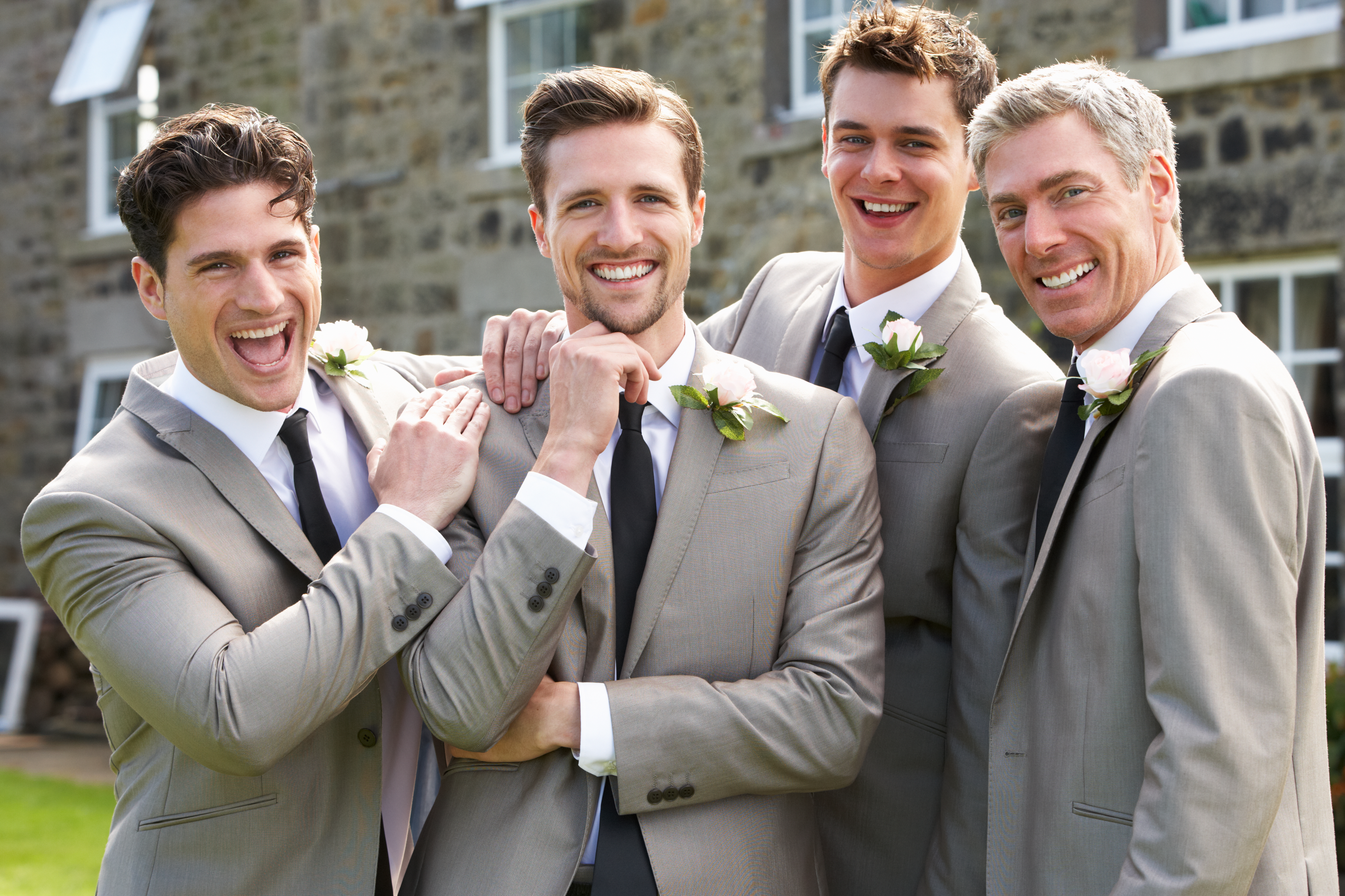 A Guide to Groomsmen’s  Rental Suits